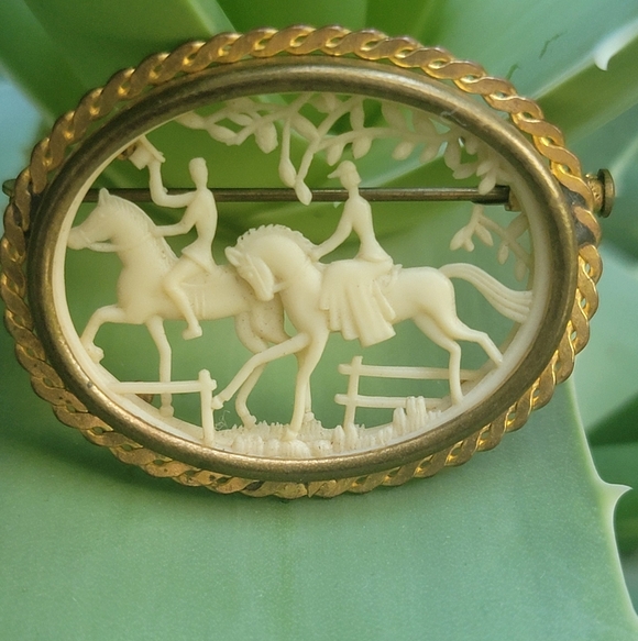 Antique Jewelry - Antique Depose France Celluloid Brooch